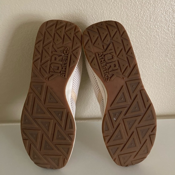 York Athletics - The Henry, Bone - Picture 4 of 6